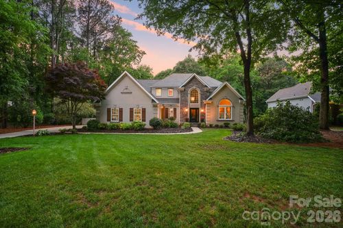 188 Lake Mist Dr, Mooresville, NC, 28117-3512 | Card Image