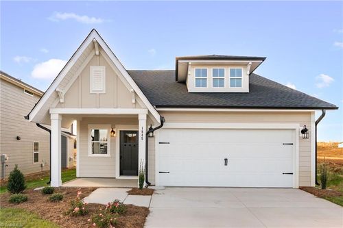 1845 Ashen St, Kernersville, NC, 27284 | Card Image