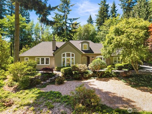 203 Baycliff Dr, Port Townsend, WA, 98368-9589 | Card Image