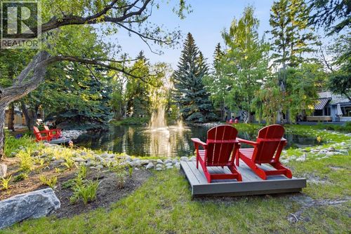 4037 42 St Nw, Calgary, AB, T3A2M9 | Card Image