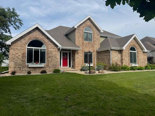 1 Ondossagon Ct, MADISON, WI, 53719-3074 | Card Image