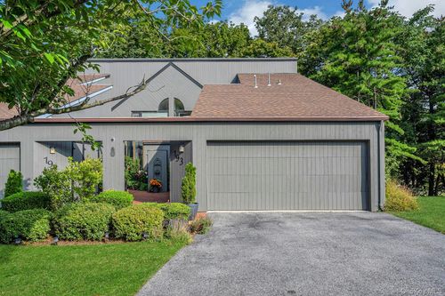 193 Stone Oaks Dr, Hartsdale, NY, 10530-1161 | Card Image