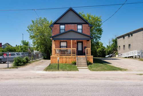 253 2nd Ave W, North Bay, ON, P1B3L1 | Card Image