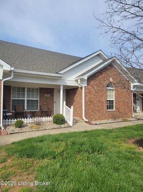 8553 Applegate Village Dr, Louisville, KY, 40219-5604 | Card Image