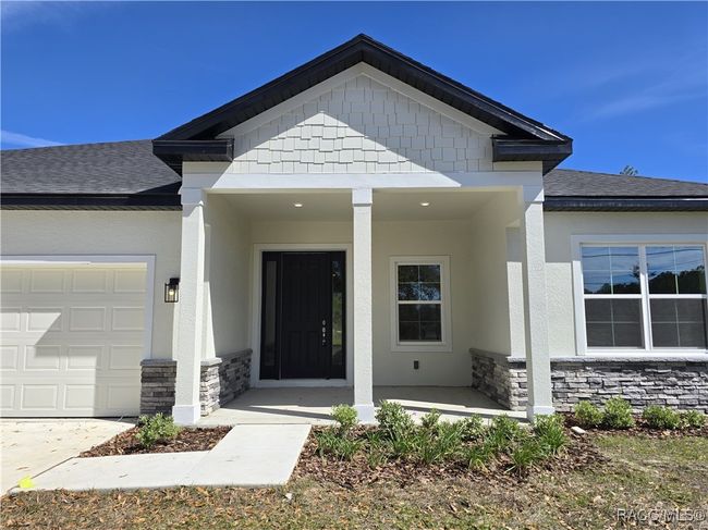 HUGE FRONT PORCH | Image 16