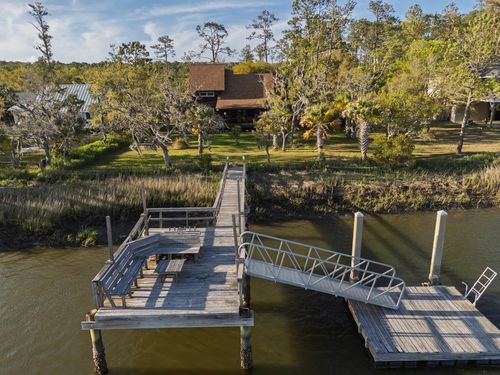7897 Russell Creek Rd, Edisto Island, SC, 29438-6411 | Card Image