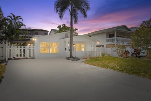 1734 Maryland Ave Ne, ST PETERSBURG, FL, 33703-3324 | Card Image