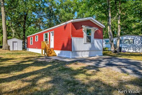 3450 Spruce St, Twin Lake, MI, 49457-9218 | Card Image