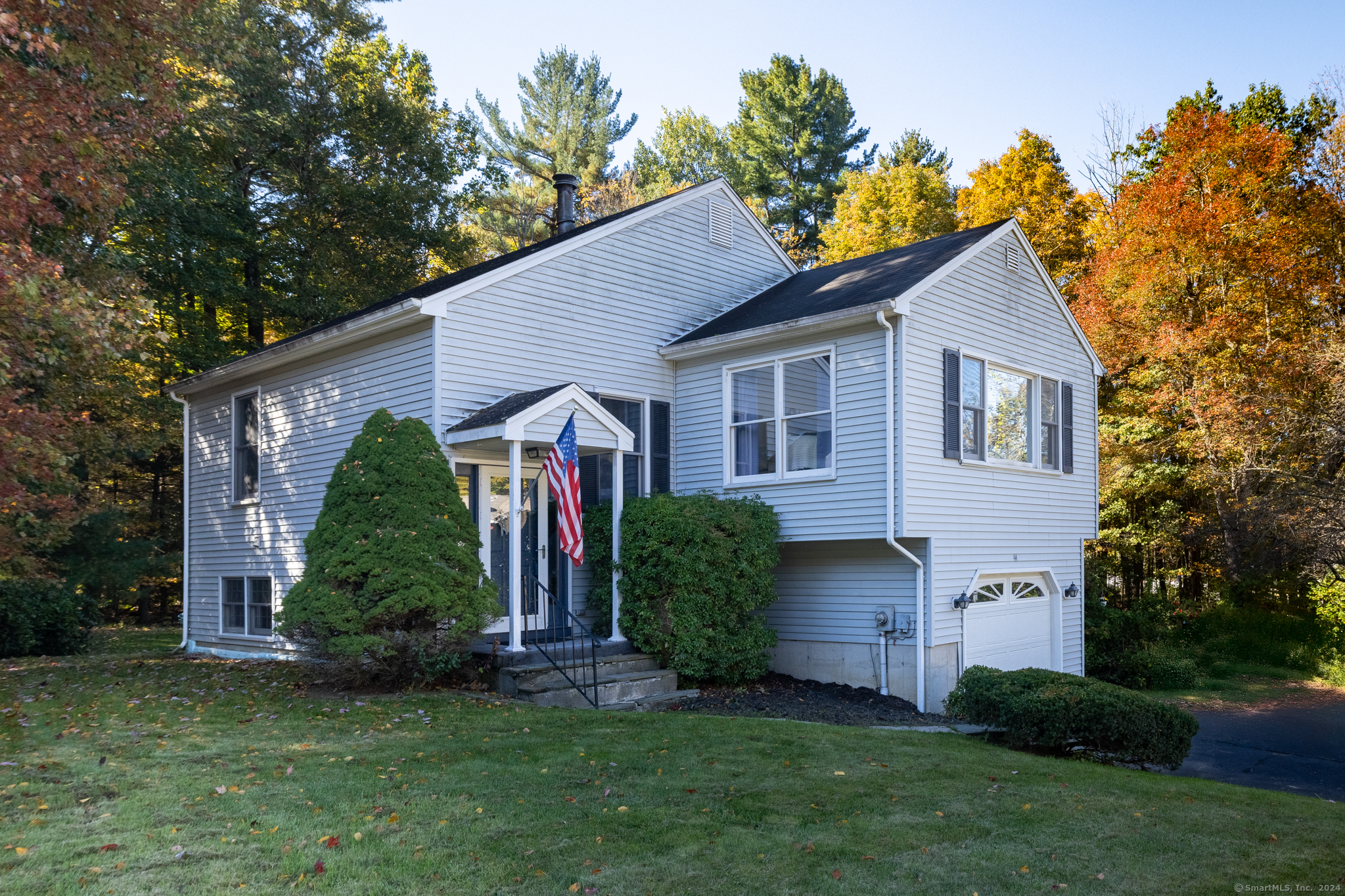 Oxford Way, Torrington, CT 06790