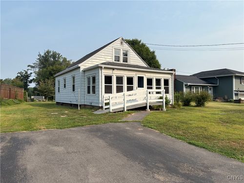 1247 Fay St, Fulton, NY, 13069-4587 | Card Image