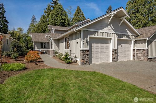 17-9021 Gleneagle Dr, Blaine, WA, 98230-5720 | Card Image