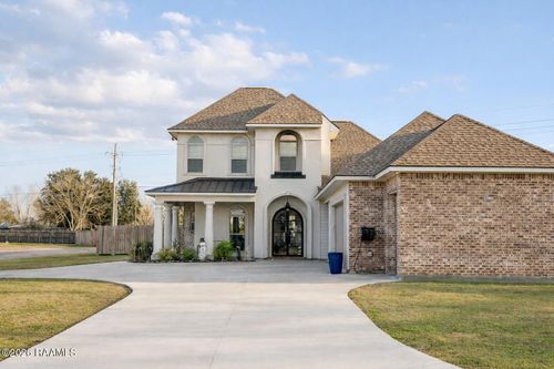 1010 Angelwood Cir, Breaux Bridge, LA, 70517-6752 | Card Image