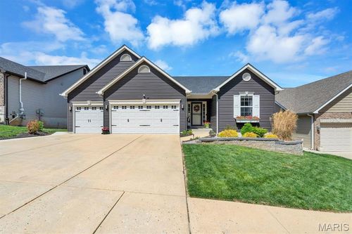 523 Amber Way Ct, Imperial, MO, 63052-3119 | Card Image