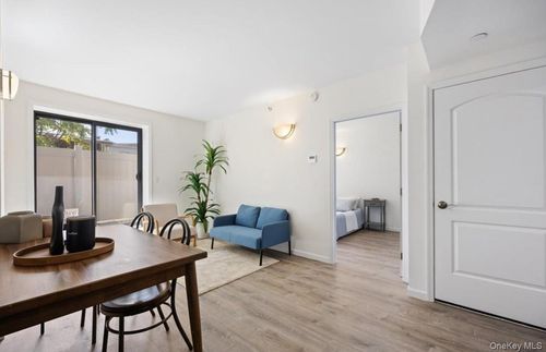 2d-97-30 64th Ave, Rego Park, NY, 11374-2270 | Card Image