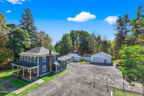 1 Overlook Dr, Woodstock, NY, 12498-1443 | Card Image
