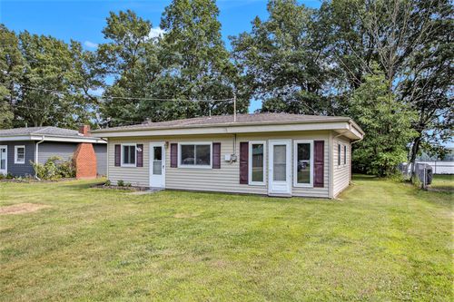 1161 Oak Grove Park, Union City, MI, 49094-9356 | Card Image