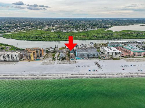 d-18522 Gulf Blvd, INDIAN SHORES, FL, 33785-2077 | Card Image