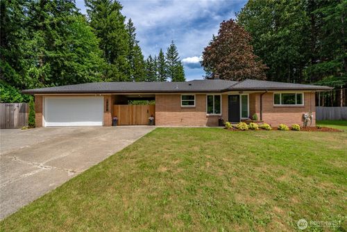 13410 432nd Ave Se, North Bend, WA, 98045-9582 | Card Image