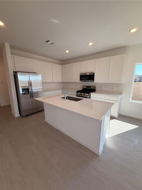 2163 Salinas Dr, Rosharon, TX, 77583-5996 | Card Image