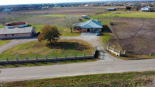 166 Lower Seguin Rd, Marion, TX, 78124-4049 | Card Image