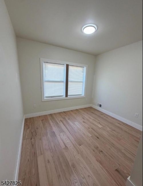 10 Bruen Ave, Irvington, NJ, 07111-3513 | Card Image