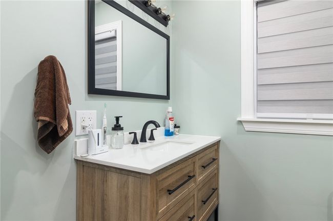 227 Elder Ballou Mtg House Rd, House other with 3 bedrooms, 3 bathrooms and 12 parking in Woonsocket RI | Image 36
