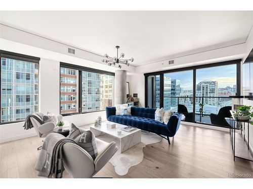 1001-1750 Wewatta St, Denver, CO, 80202-6672 | Card Image