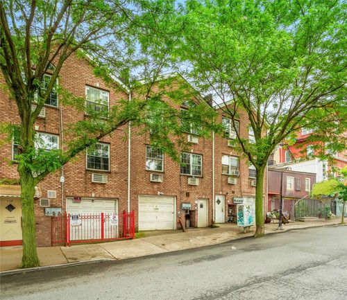 992 Jennings St, Bronx, NY, 10460-6298 | Card Image