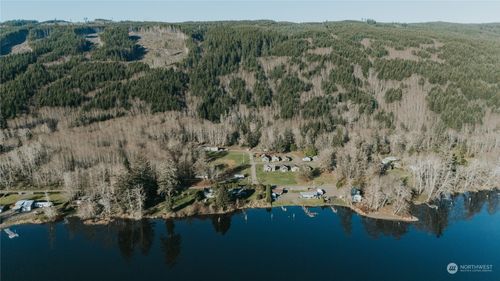 20 Smithville Rd, Beaver, WA, 98305-8001 | Card Image