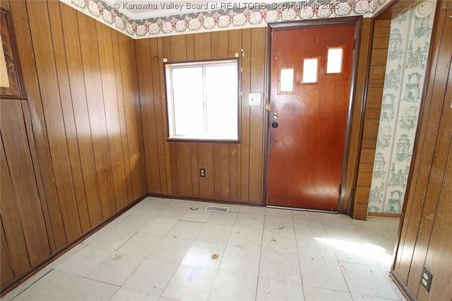 2207 W Virginia Ave, Home with 0 bedrooms, 0 bathrooms and null parking in Dunbar WV | Image 26