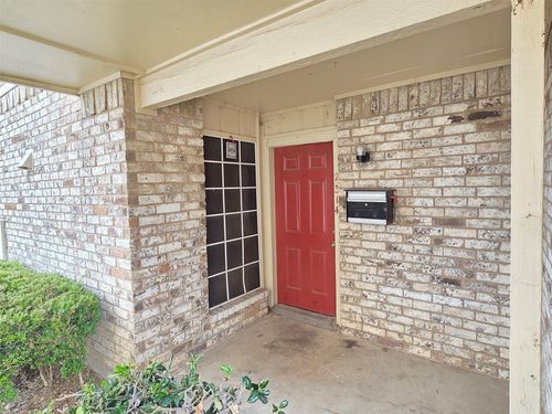 2314 Village North Dr, Richardson, TX, 75081-4749 | Card Image