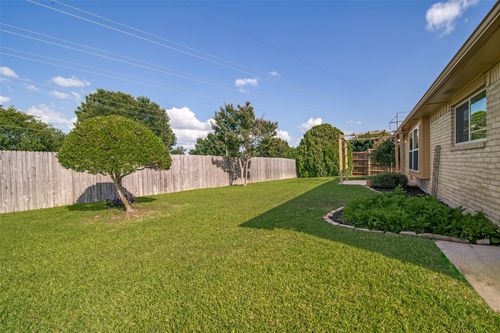 1728 Roundrock Trl, Mesquite, TX, 75149-5346 | Card Image