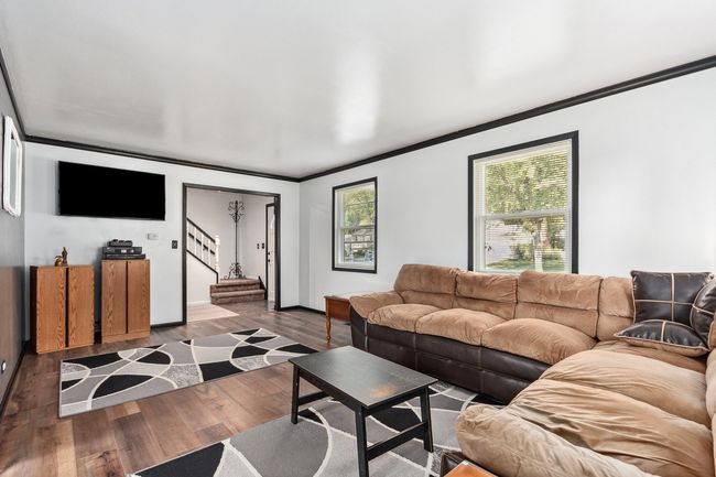 230 Ridgefield Ln, House other with 3 bedrooms, 3 bathrooms and 2 parking in Naperville IL | Image 9