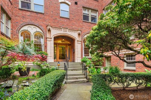 apt-302-124 Warren Ave N, Seattle, WA, 98109-4951 | Card Image