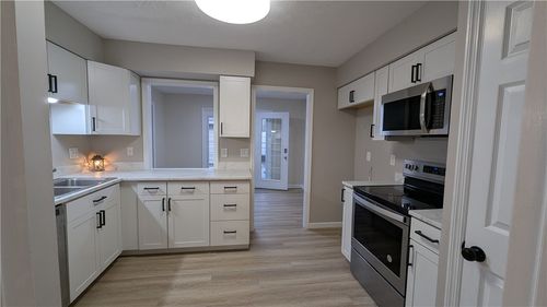 7809 Capitol Hill Lane, Dayton, OH, 45459 | Card Image