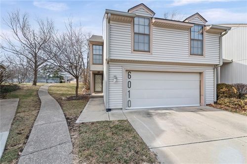 6010 N Bellefontaine Ave, Gladstone, MO, 64119-2112 | Card Image