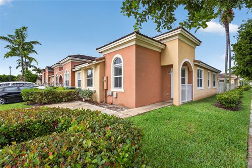23702-23702 Sw 110th Ave, Homestead, FL, 33032-6187 | Card Image