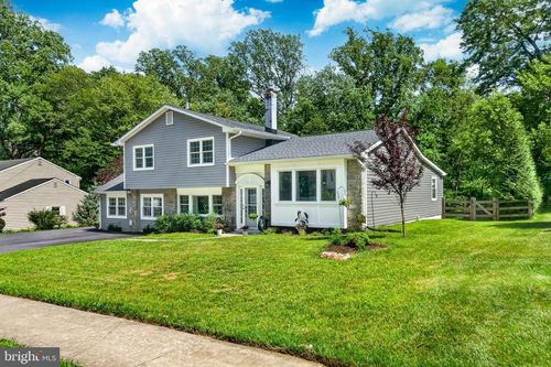 420 Concord Ave, EXTON, PA, 19341-1818 | Card Image