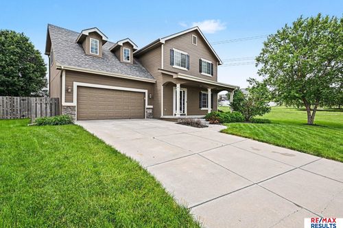 11171 Prospect St, Papillion, NE, 68046-3873 | Card Image