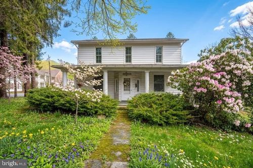 449 S 3rd St, OAKLAND, MD, 21550-1821 | Card Image