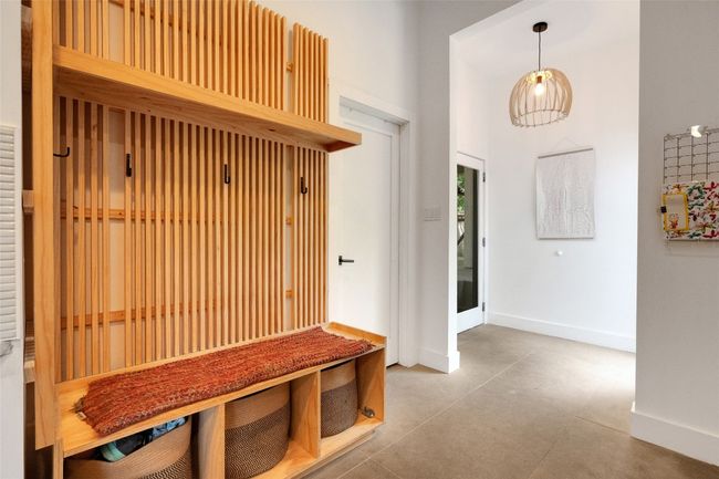 Custon wall unit near the carport entrance | Image 9