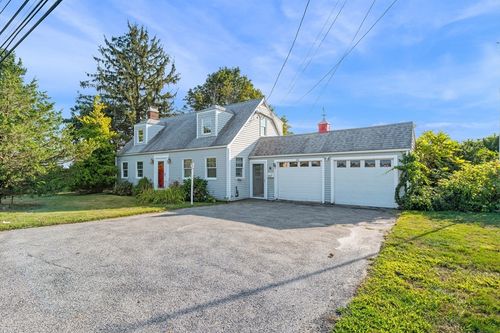 100 High Rd, Newbury, MA, 01951-1726 | Card Image