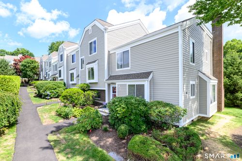 k9-71 Aiken St, Norwalk, CT, 06851-2134 | Card Image