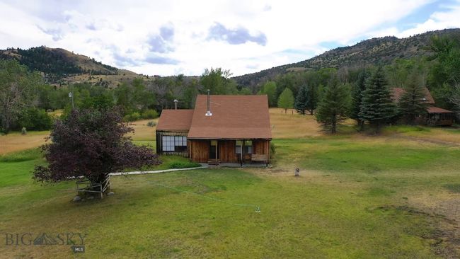 9 Grizzly Meadow Rd, House other with 4 bedrooms, 3 bathrooms and null parking in Emigrant MT | Image 42