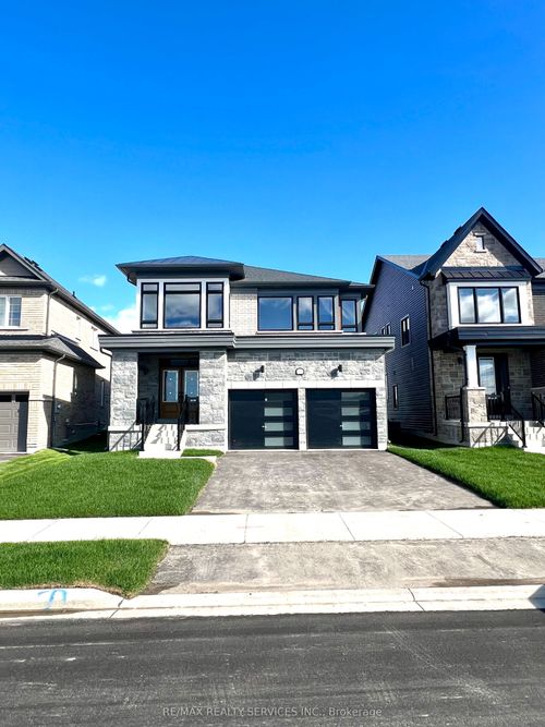 156 Union Blvd, Wasaga Beach, ON, L9Z0N9 | Card Image