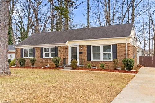 1456 London Dr, High Point, NC, 27260-4263 | Card Image