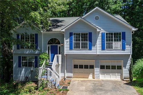 6715 Dogwood Point Ln, Tucker, GA, 30084-1240 | Card Image