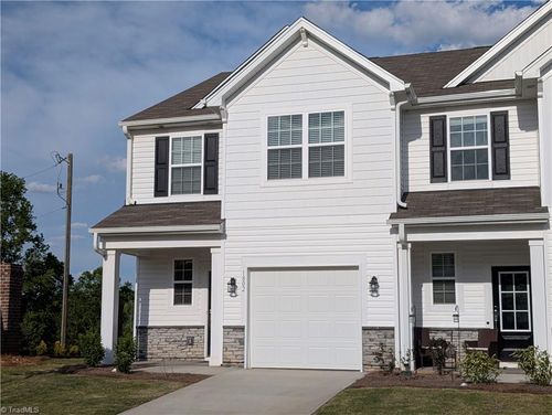 1802 Pheasant Trace Cir, Kernersville, NC, 27284-4254 | Card Image