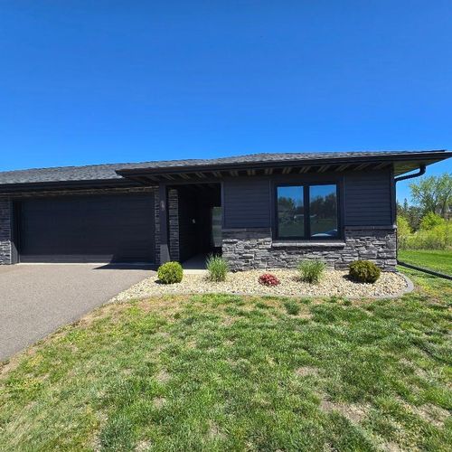307 Sunset Ave, Mountain Lake, MN, 56159-2338 | Card Image