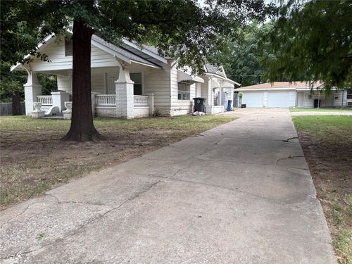 3201 E 47th St, Tulsa, OK, 74105-5335 | Card Image